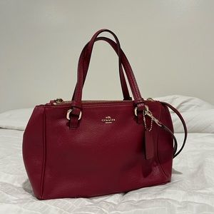 Coach handbag with shoulder strap and matching wallet